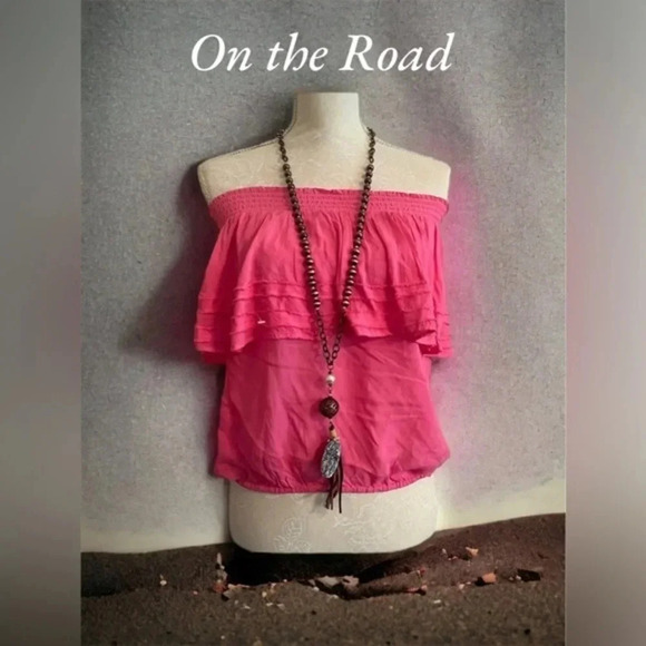 🌸On‎ The Road Pink Strapless Ruffle Top - Picture 4 of 10